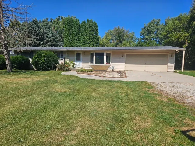 $479,900 | 16422 82nd Street, Bristol, WI 53104