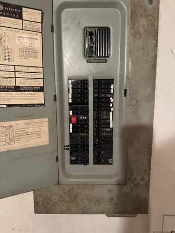 $479,900 | 16422 82nd Street, Bristol, WI 53104