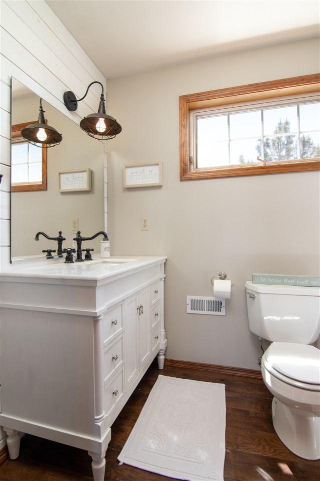 19315 West Baker Road Cheney, WA 99004 - Photo 17 of 20