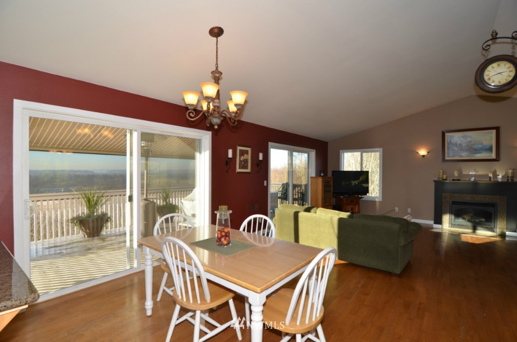 310 Vernon Road Lake Stevens, WA 98258 - Photo 6 of 13 Gallery Image 6