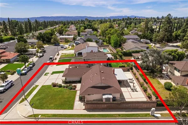 $1,140,000 | 10983 Topeka Drive, Northridge, CA 91326