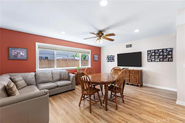 $1,140,000 | 10983 Topeka Drive, Northridge, CA 91326