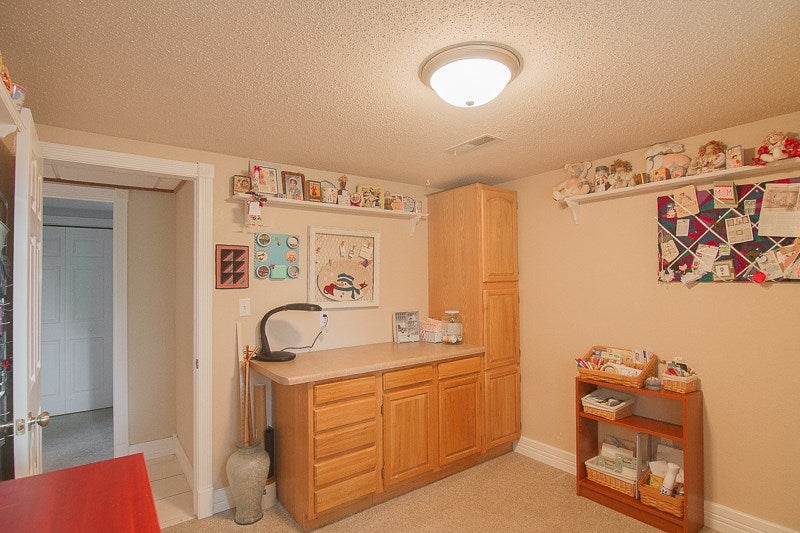 109 West Pioneer Road Lone Tree, IA 52755 - Photo 25 of 35 Gallery Image 25