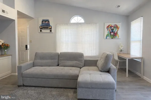 $1,900 | 1806 Beacon Hill Drive, Southampton, PA 18966