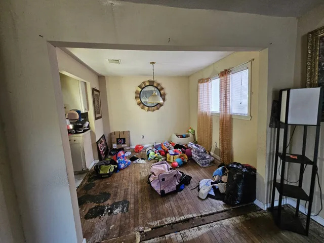 $120,000 | 102 Tilden Drive, Pasadena, TX 77506