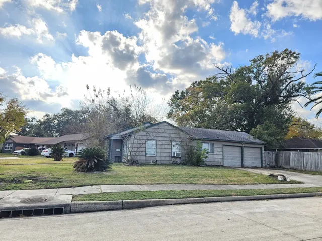 $120,000 | 102 Tilden Drive, Pasadena, TX 77506