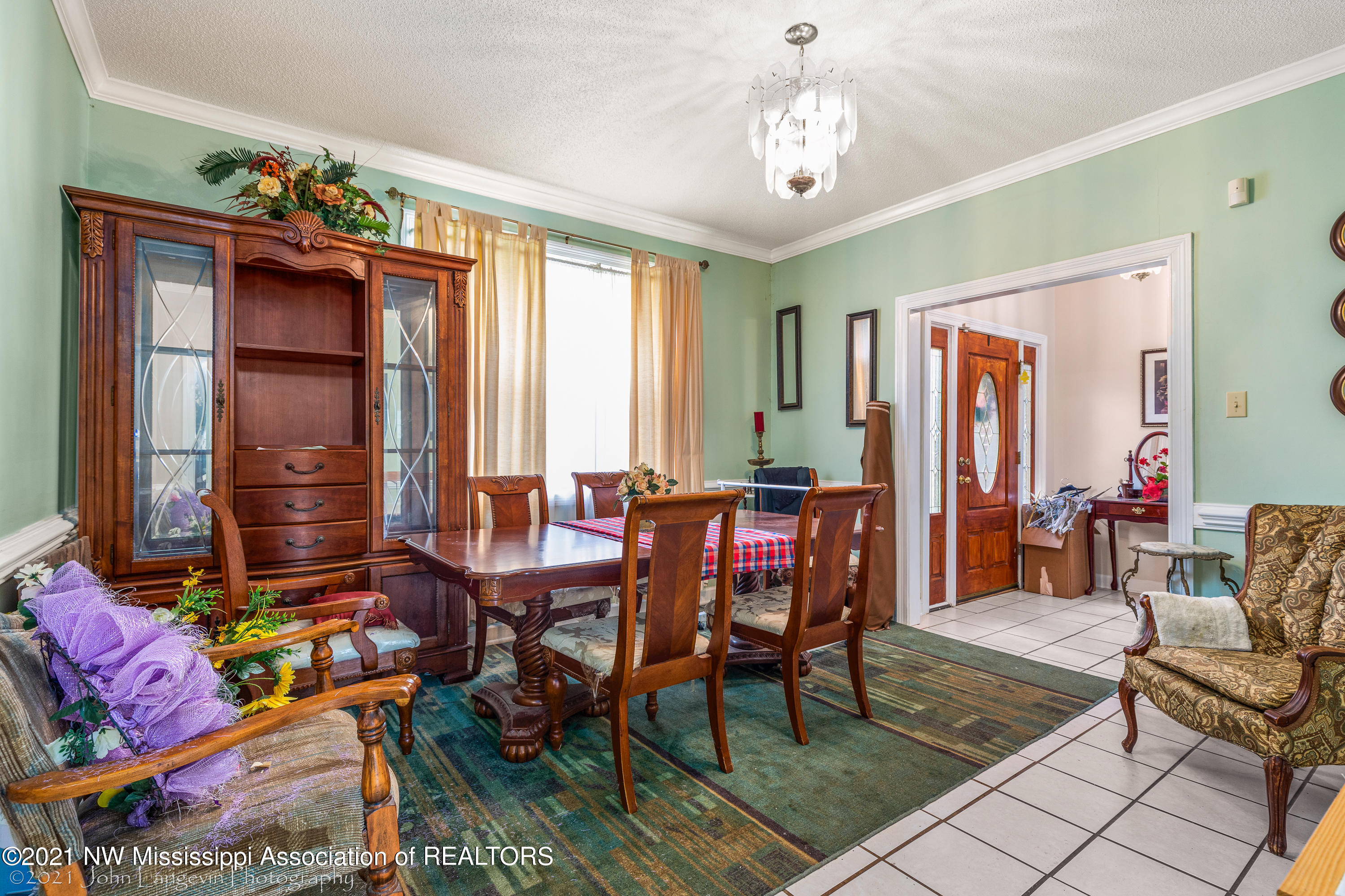 432 Aiken Road Senatobia, MS 38668 - Photo 7 of 33 432 Aiken Road-Interior-1