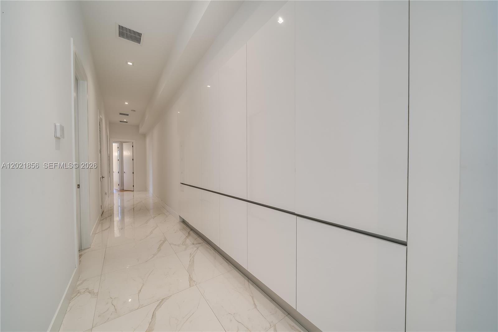 16600 Sunset Way Weston, FL 33326 - Photo 40 of 80