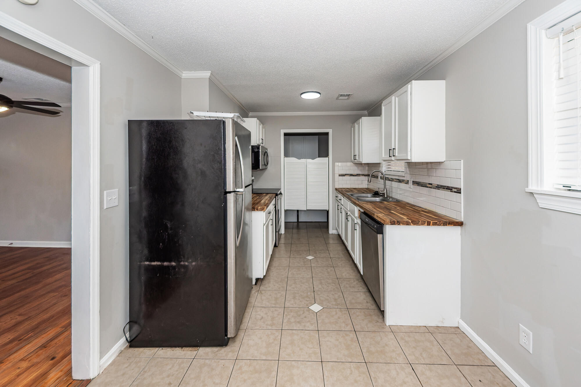 237 Amy Drive Goose Creek, SC 29445 - Photo 10 of 38 10