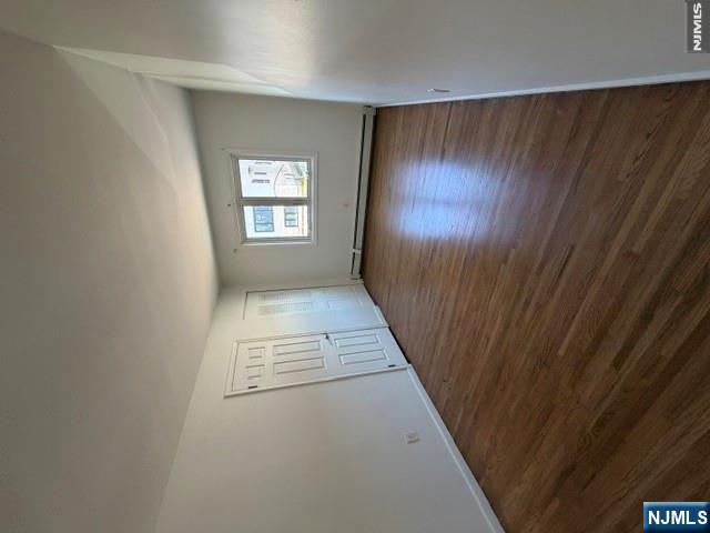 33 Henry Place, Unit B4 Hackensack, NJ 07601 - Photo 31 of 36