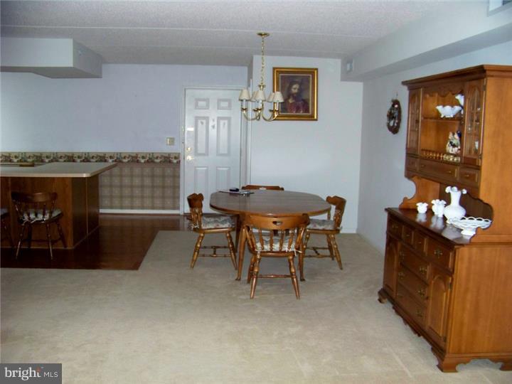 602 Brandon Road Norristown, PA 19403 - Photo 5 of 21 Dining Room