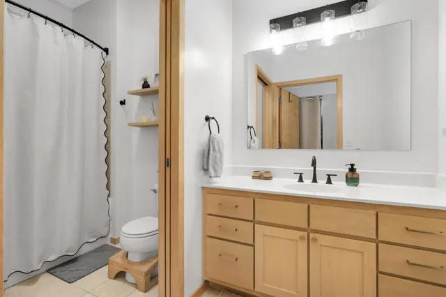 $259,900 | 4525 Park Commons Drive, Unit 403, St. Louis Park, MN 55416