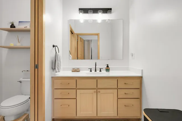 $259,900 | 4525 Park Commons Drive, Unit 403, St. Louis Park, MN 55416