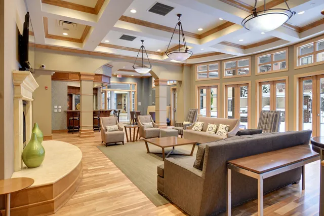 $259,900 | 4525 Park Commons Drive, Unit 403, St. Louis Park, MN 55416