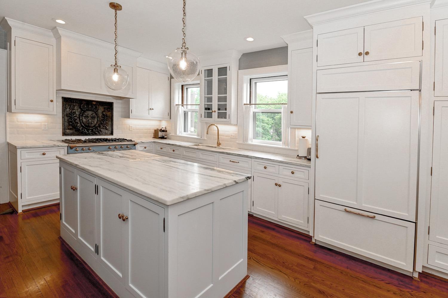 2461 Grandin Road Cincinnati, OH 45208 - Photo 14 of 48