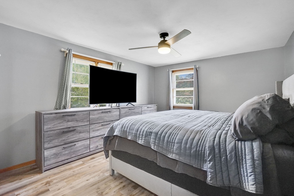 135 Bulat Drive Springfield, MA 01129 - Photo 21 of 42
