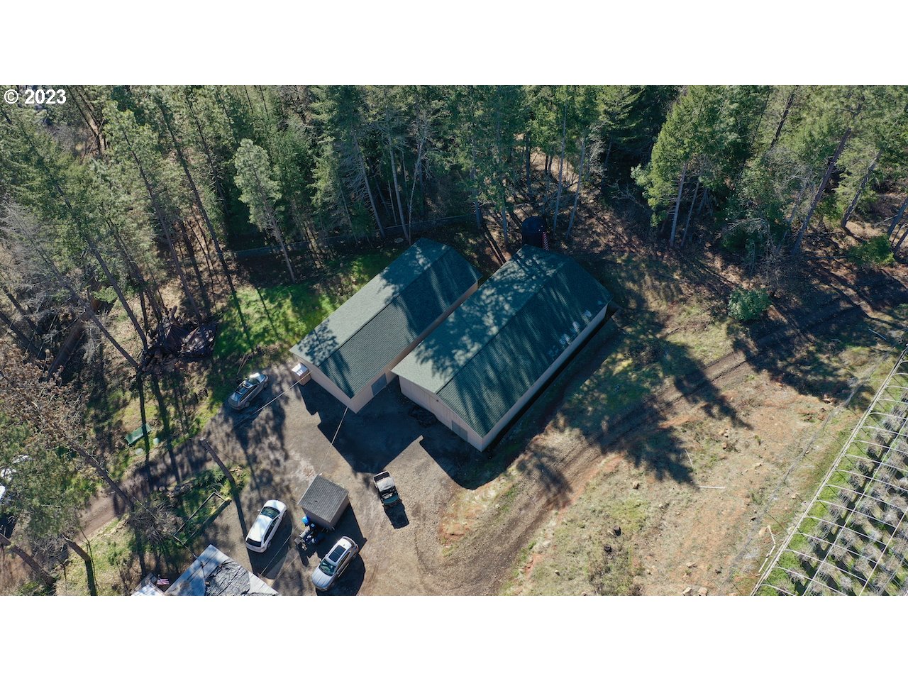 4701 Highway 227 Trail, OR 97541 - Photo 3 of 24