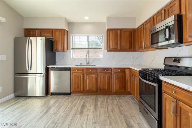 $2,230 | 8688 Little Fox Street, Las Vegas, NV 89123