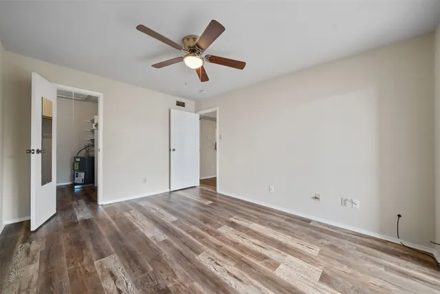 $1,150 | 18519 Egret Bay Boulevard, Unit 1706, Webster, TX 77058