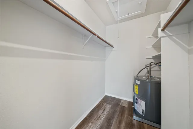 $1,150 | 18519 Egret Bay Boulevard, Unit 1706, Webster, TX 77058