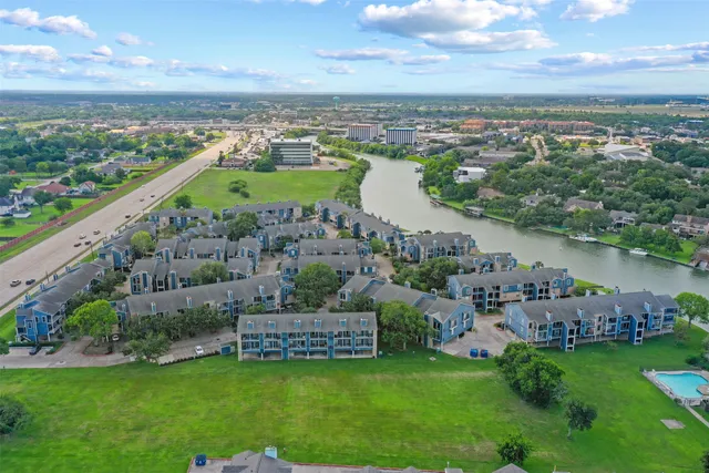 $1,150 | 18519 Egret Bay Boulevard, Unit 1706, Webster, TX 77058