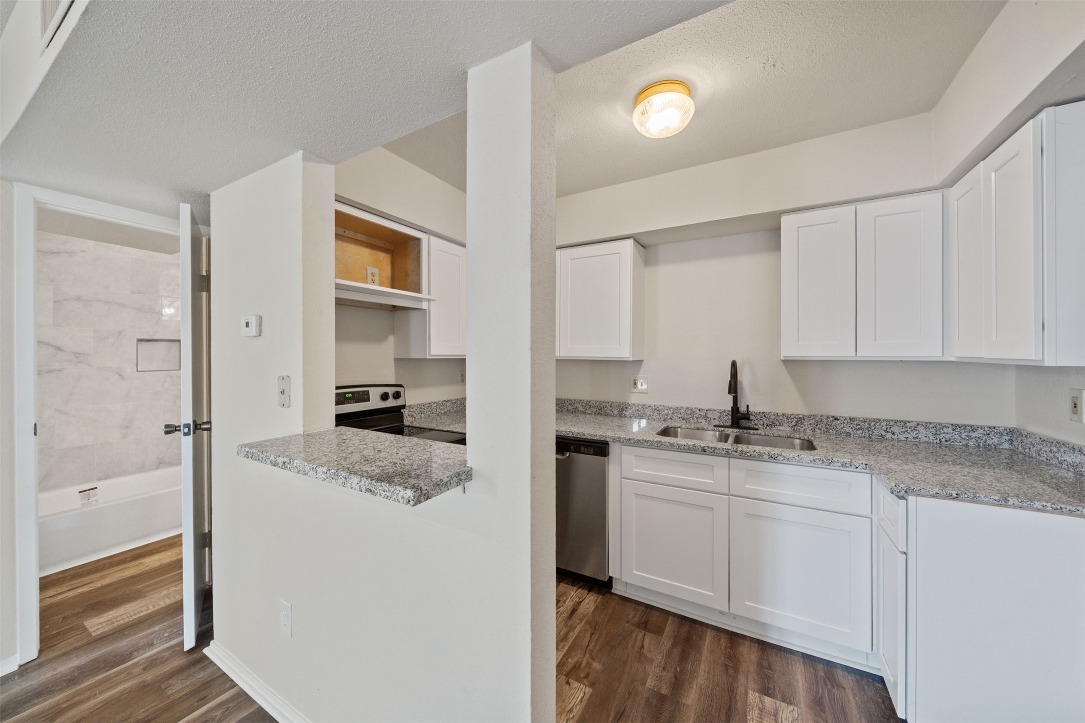 18519 Egret Bay Boulevard, Unit 1706 Webster, TX 77058 - Photo 7 of 31