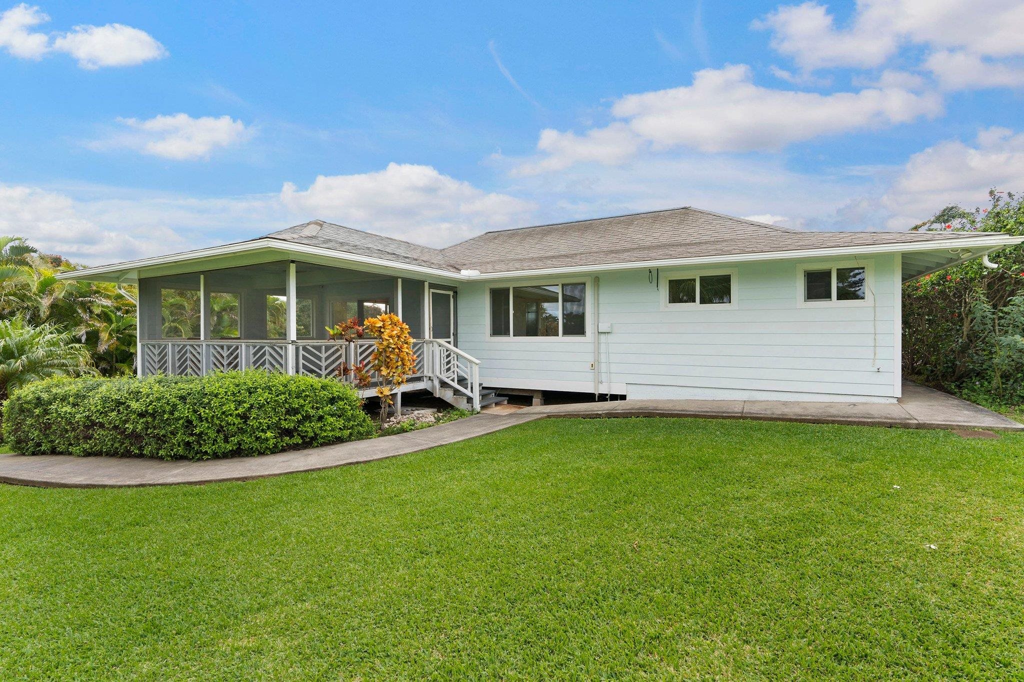 370 Waiama Way Haiku, HI 96708 - Photo 19 of 24 a view of a house with backyard