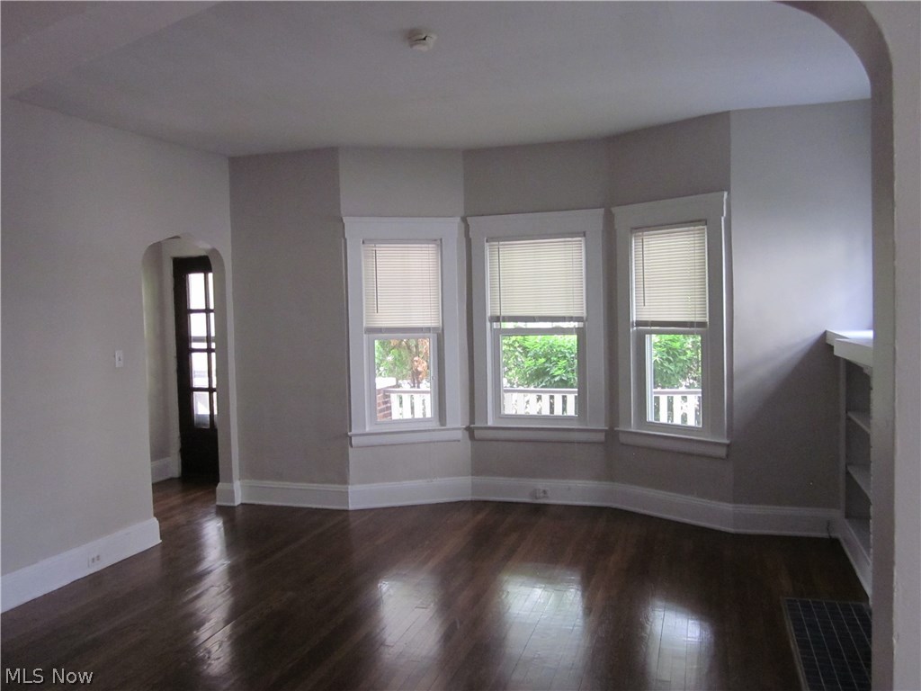 2619 Hampshire Road Cleveland, OH 44106 - Photo 10 of 22