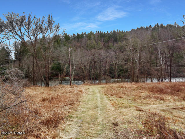 5 Blossom Road Lackawaxen, PA 18435 - Photo 14 of 26