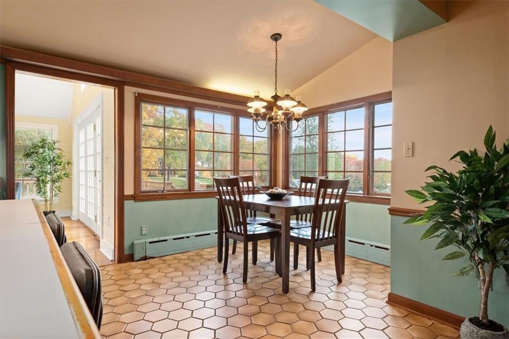 2013 Murdstone Road Pittsburgh, PA 15241 - Photo 20 of 45 Gallery Image 20