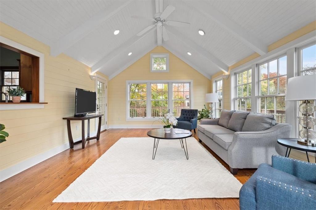 2013 Murdstone Road Pittsburgh, PA 15241 - Photo 22 of 45 Gallery Image 22
