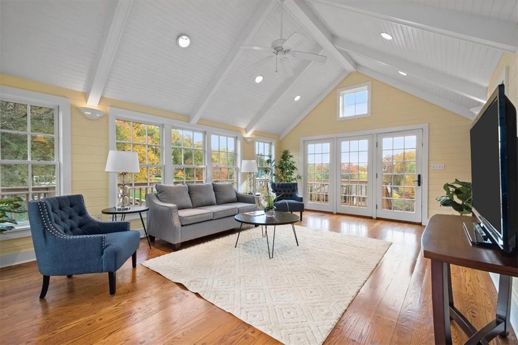 2013 Murdstone Road Pittsburgh, PA 15241 - Photo 23 of 45 Gallery Image 23
