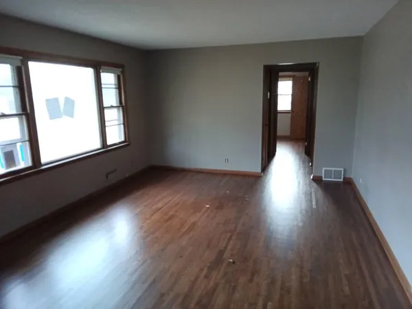 $324,900 | 5107 Winchester Lane, Brooklyn Center, MN 55429