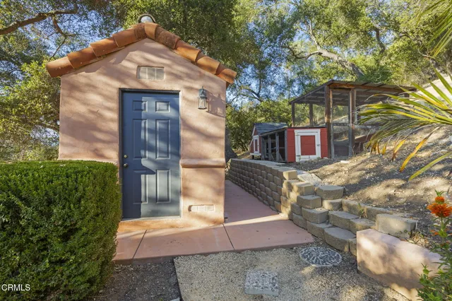 $2,485,000 | 10920 North Ventura Avenue, Oak View, CA 93022