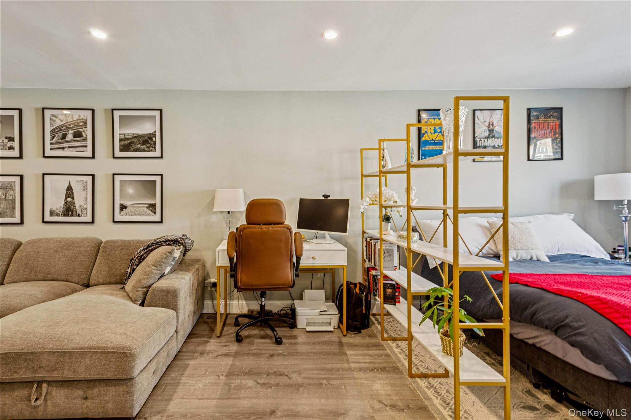700 Shore Road, Unit 5U Long Beach, NY 11561 - Photo 13 of 21 a living room with furniture