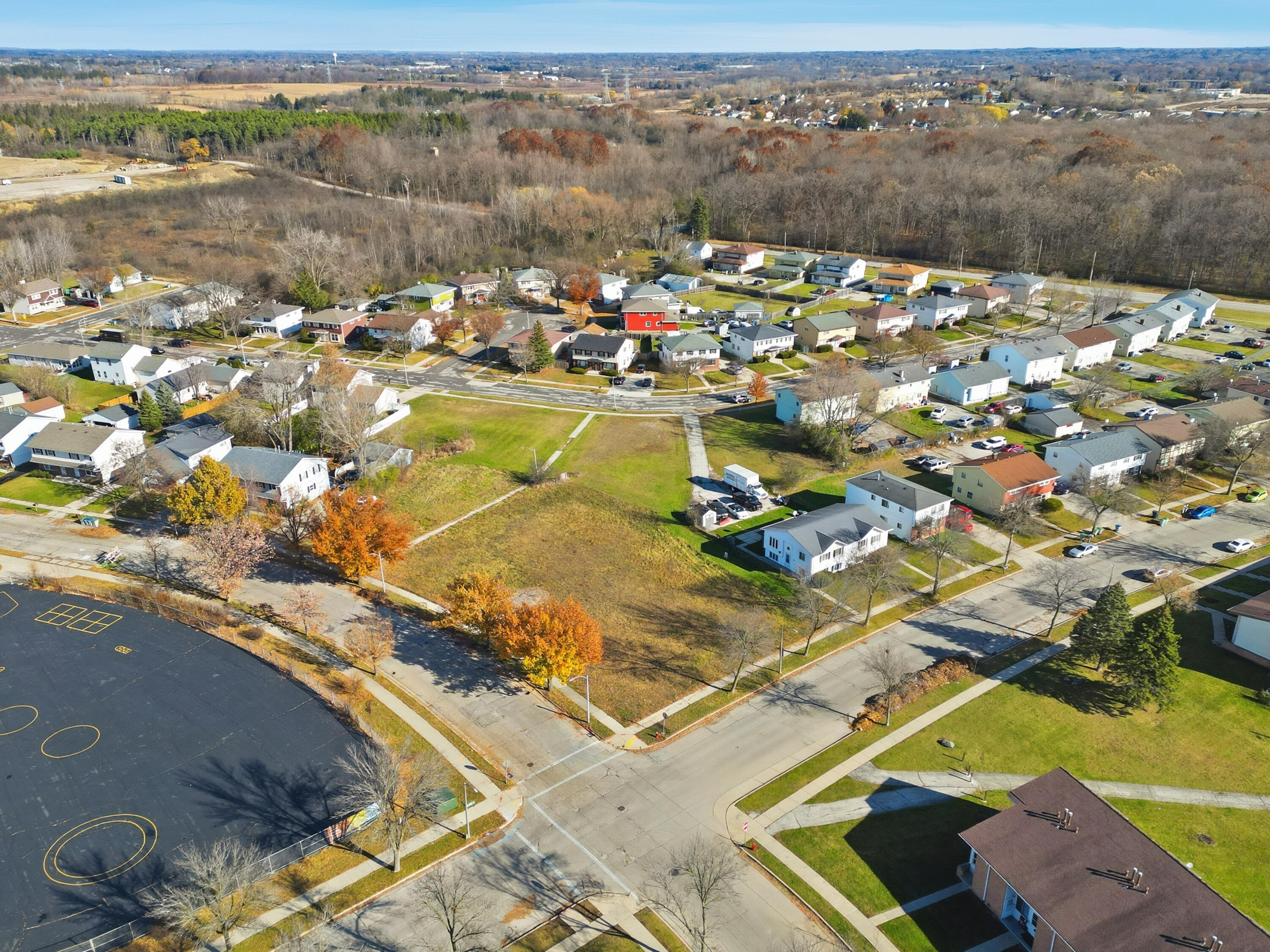 9416 West Allyn Street Milwaukee, WI 53224 - Photo 3 of 6 9416 w allyn st-3