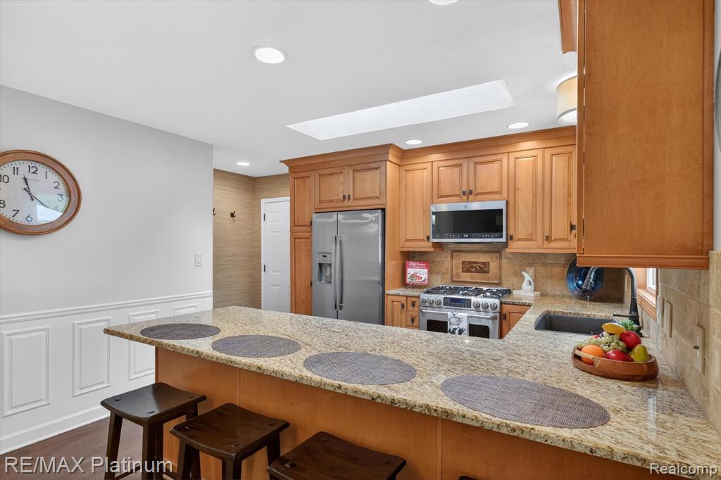 139 Edgemont Drive Howell, MI 48855 - Photo 18 of 62