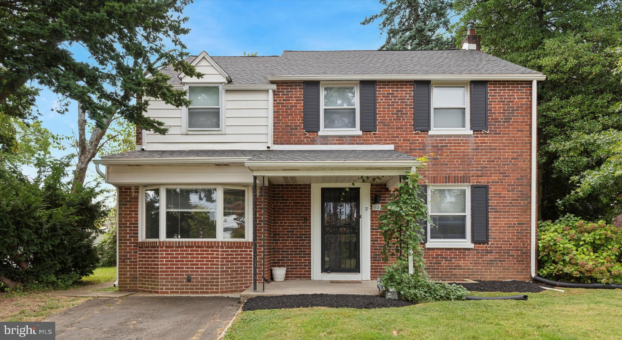 118 Dewey Road Cheltenham, PA 19012 - Photo 1 of 25 Gallery Image 1