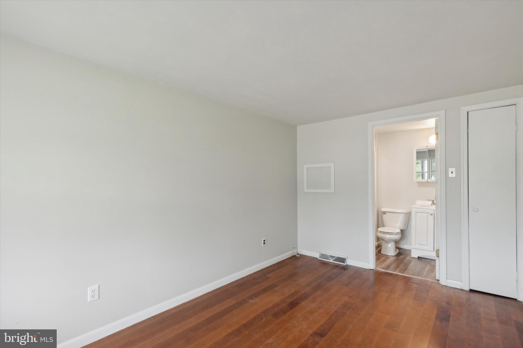 118 Dewey Road Cheltenham, PA 19012 - Photo 18 of 25 Gallery Image 18