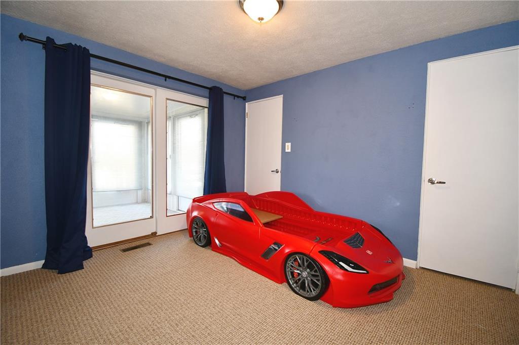 107 Queen Drive Monroeville, PA 15146 - Photo 18 of 32