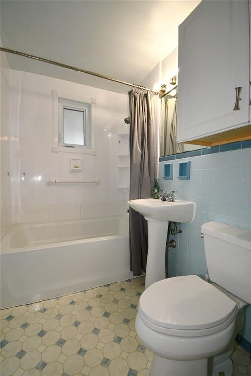 107 Queen Drive Monroeville, PA 15146 - Photo 23 of 32