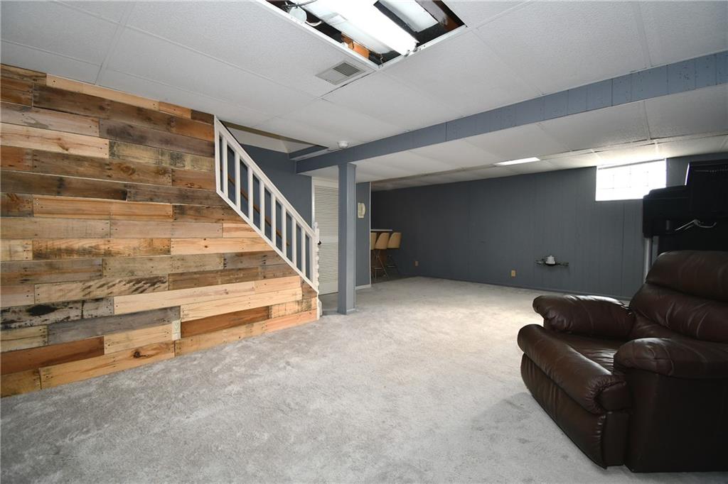 107 Queen Drive Monroeville, PA 15146 - Photo 25 of 32