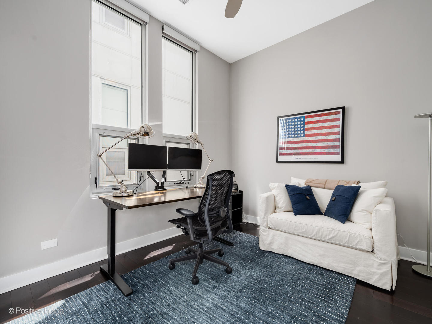 23 North Aberdeen Street, Unit 4S Chicago, IL 60607 - Photo 19 of 24 a work room with furniture and a window