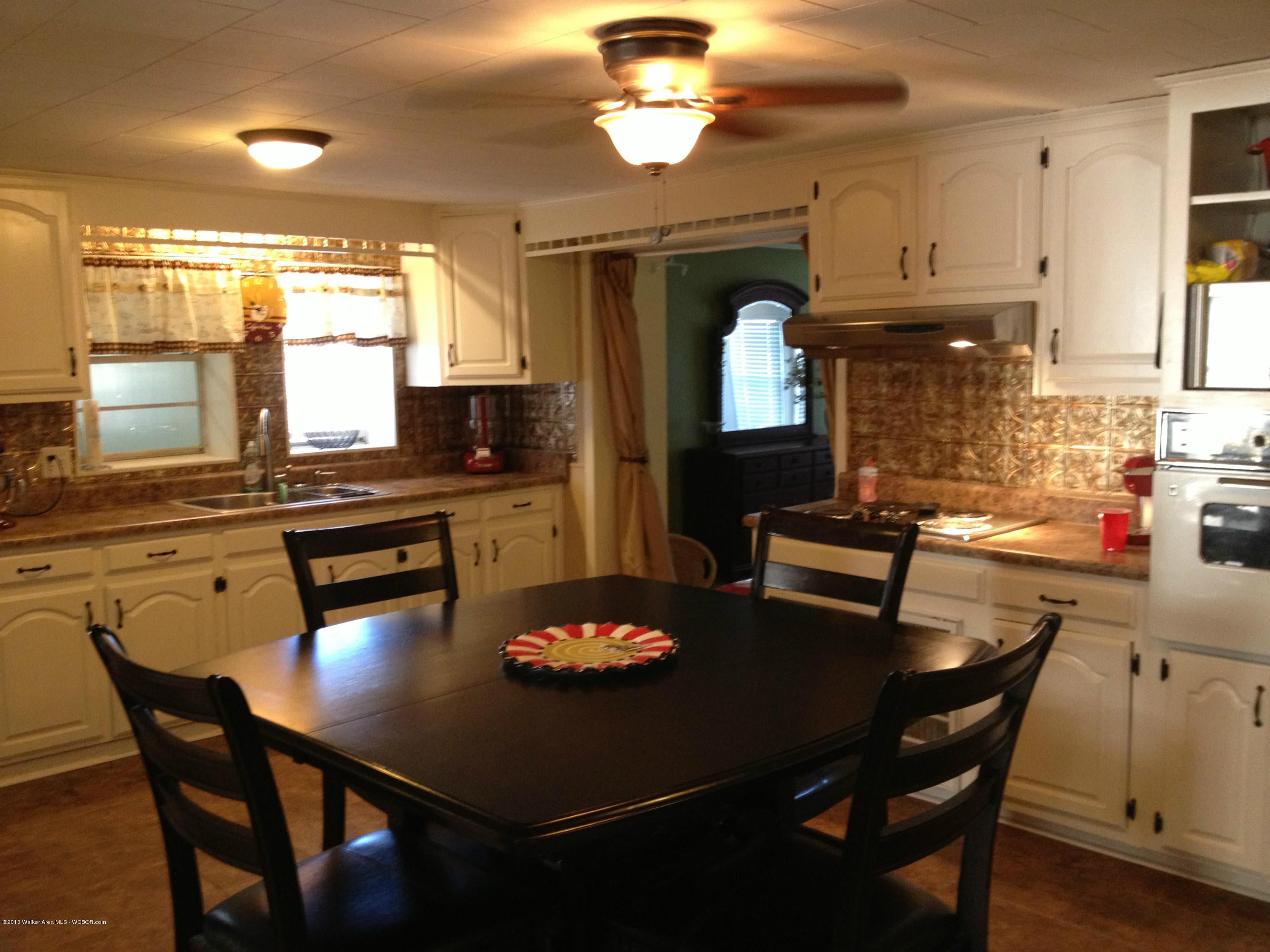 4015 Fall City Road Jasper, AL 35503 - Photo 3 of 13 Gallery Image 3