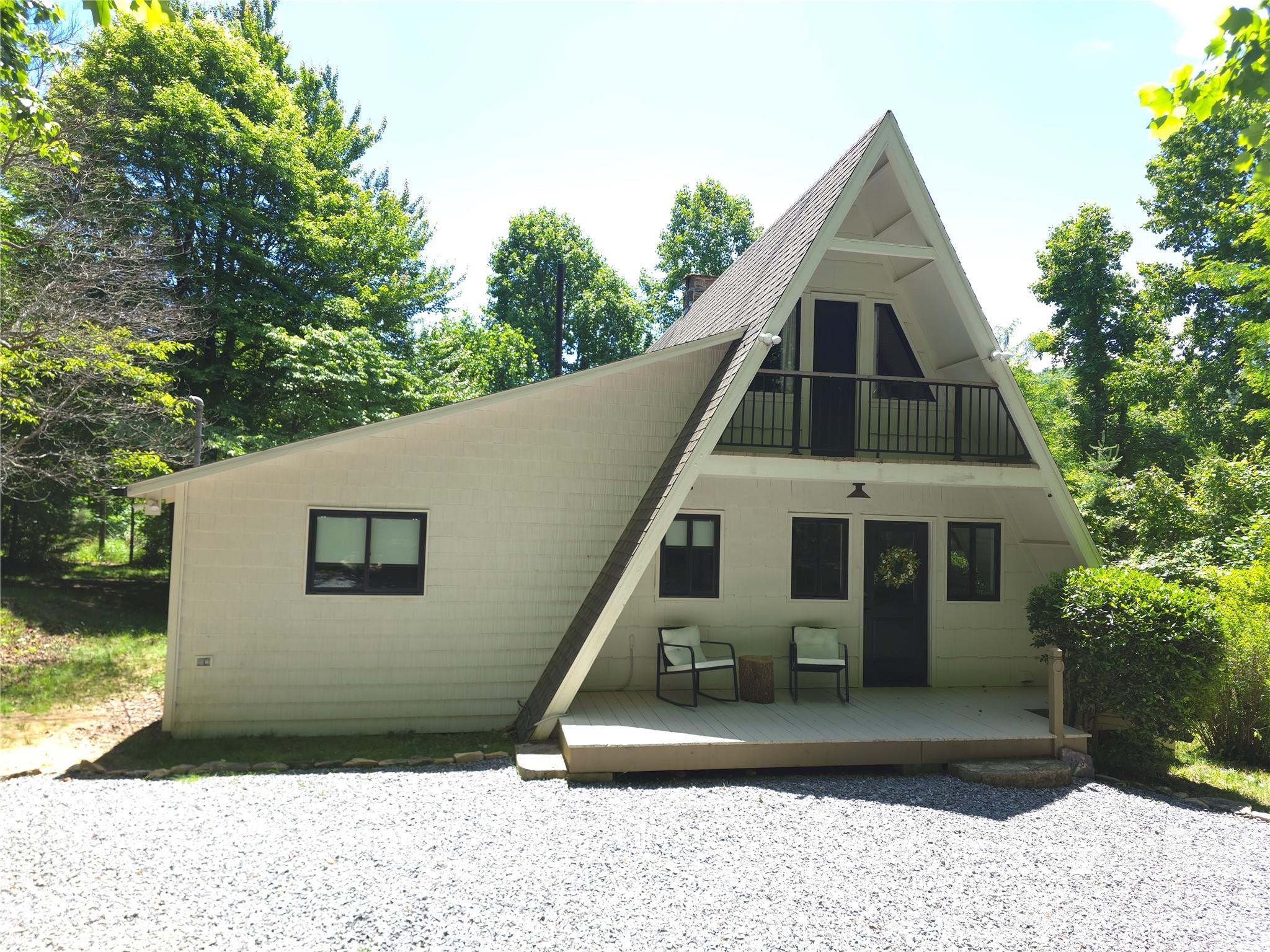 826 Shumont Road Black Mountain, NC 28711 - Photo 2 of 31