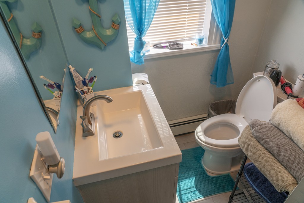245 Springvale Avenue Everett, MA 02149 - Photo 8 of 11 Gallery Image 8