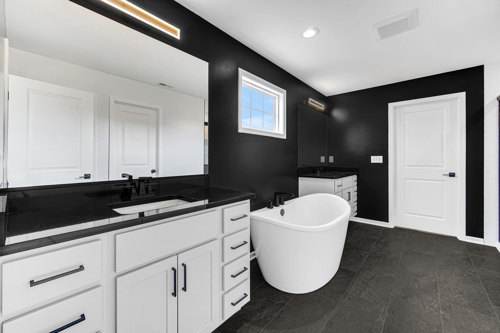 708 Druim Trail Crown Point, IN 46307 - Photo 18 of 27 a bathroom with a toilet a sink and mirror