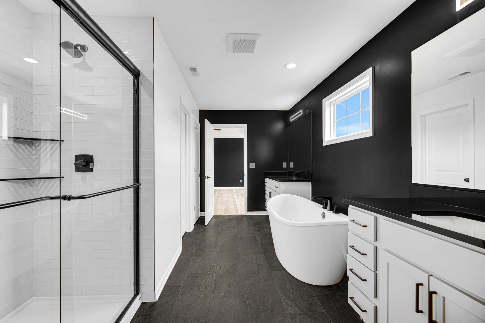 708 Druim Trail Crown Point, IN 46307 - Photo 19 of 27 a living room with a couch and a potted plant