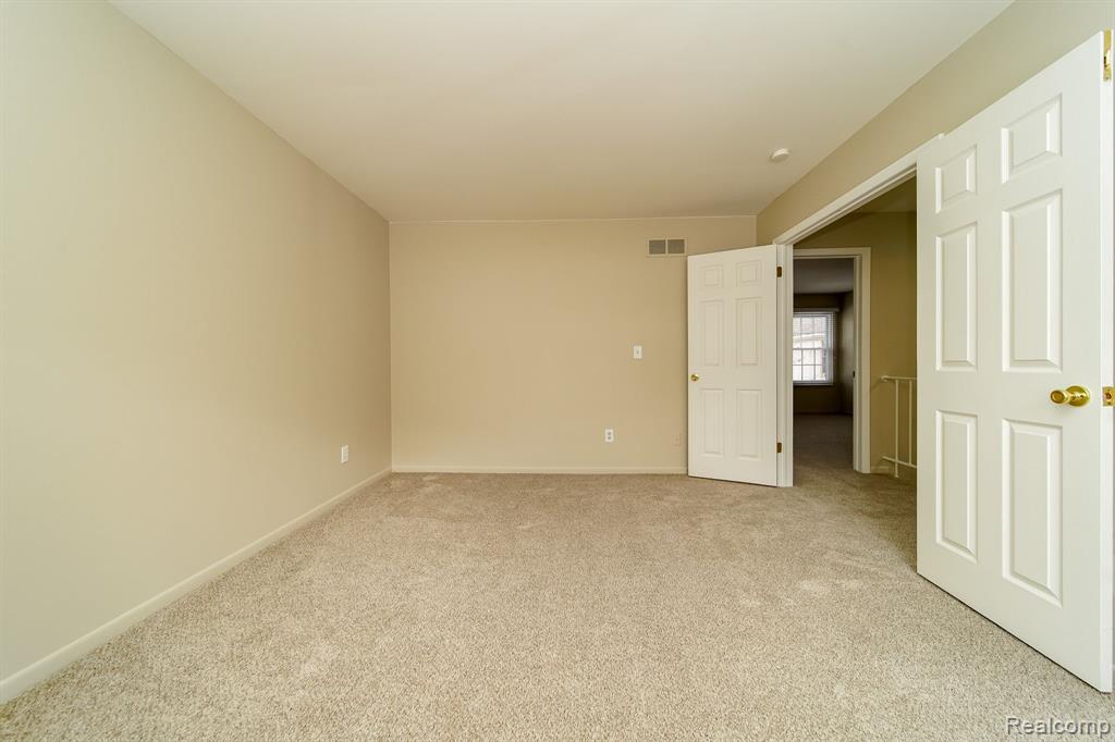 905 Lafayette Court Rochester Hills, MI 48307 - Photo 36 of 65