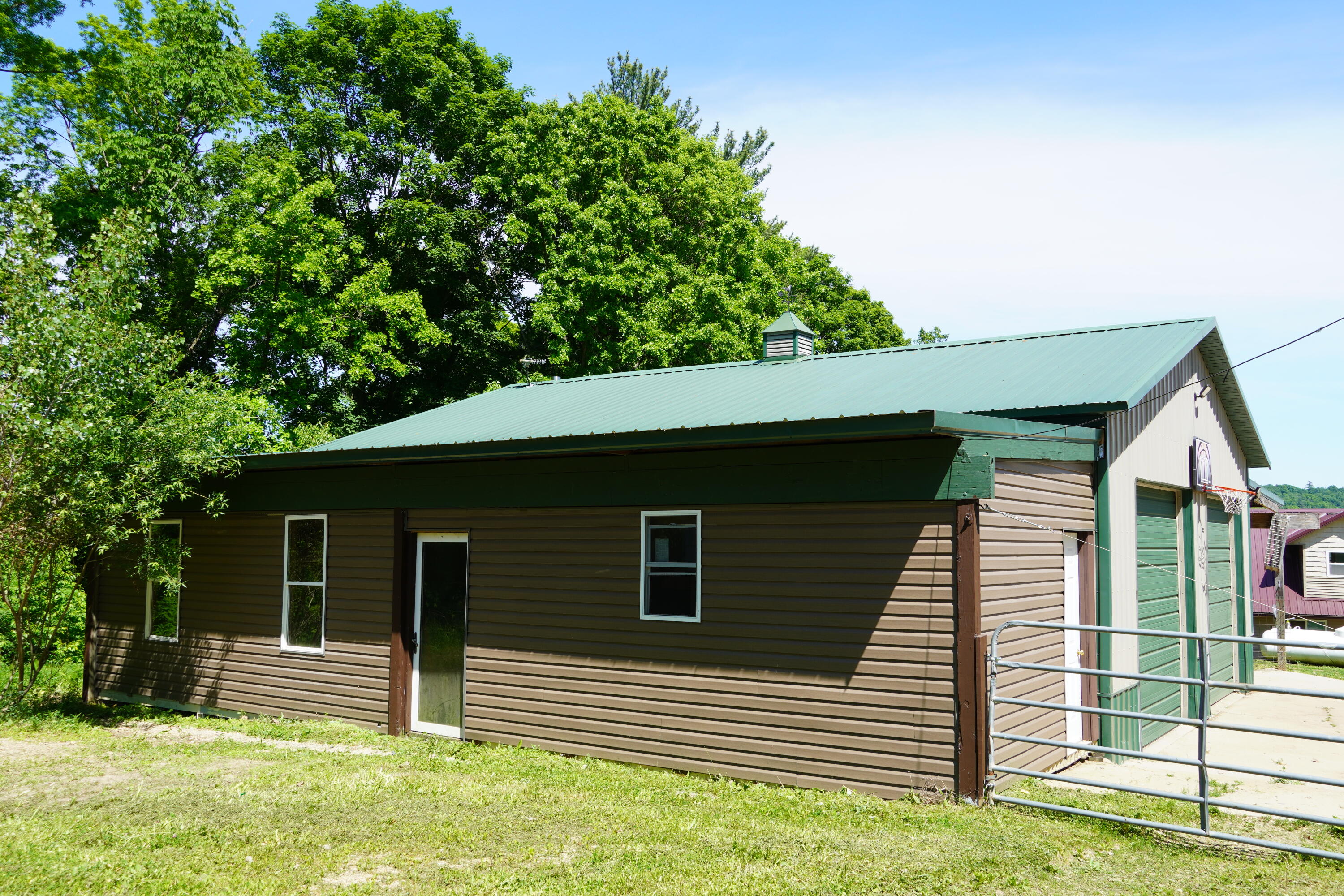 21376 Noble Avenue Sheldon, WI 54651 - Photo 49 of 85 Shed